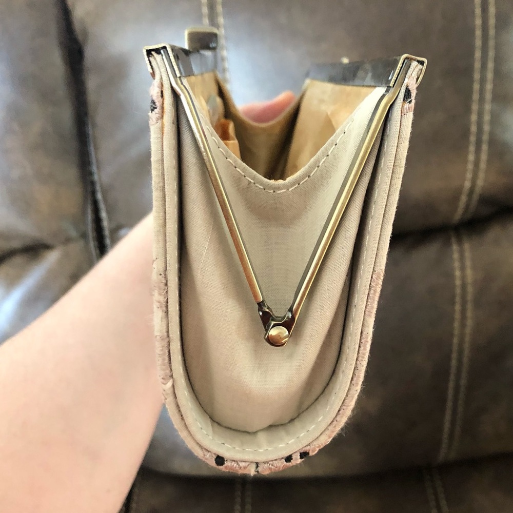 STEVE MADDEN // nude + gold // clutch/evening bag sparkly // formal + fashion - Picture 4 of 8